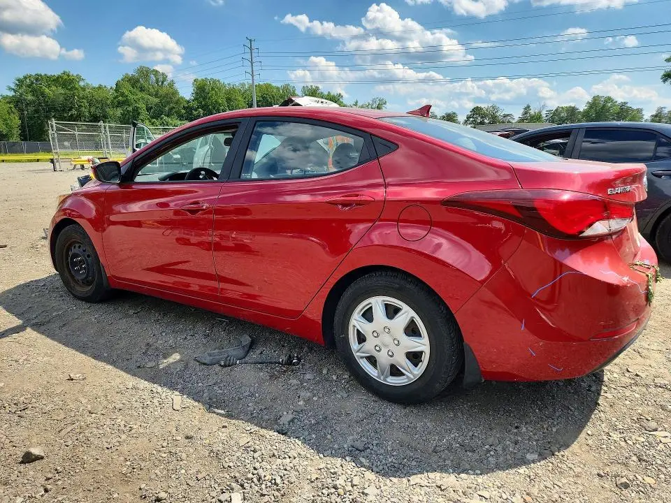 2016 HYUNDAI ELANTRA SE  