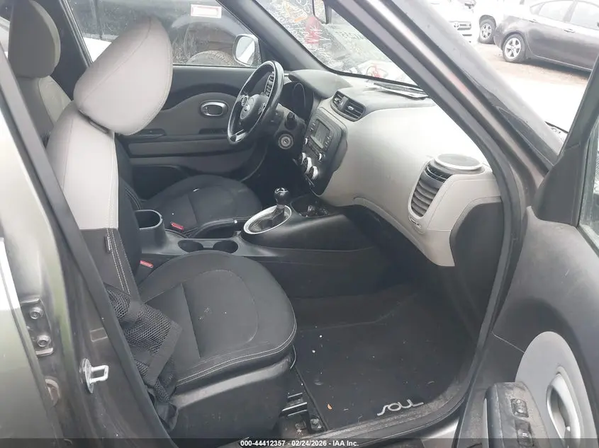 2016 KIA SOUL +