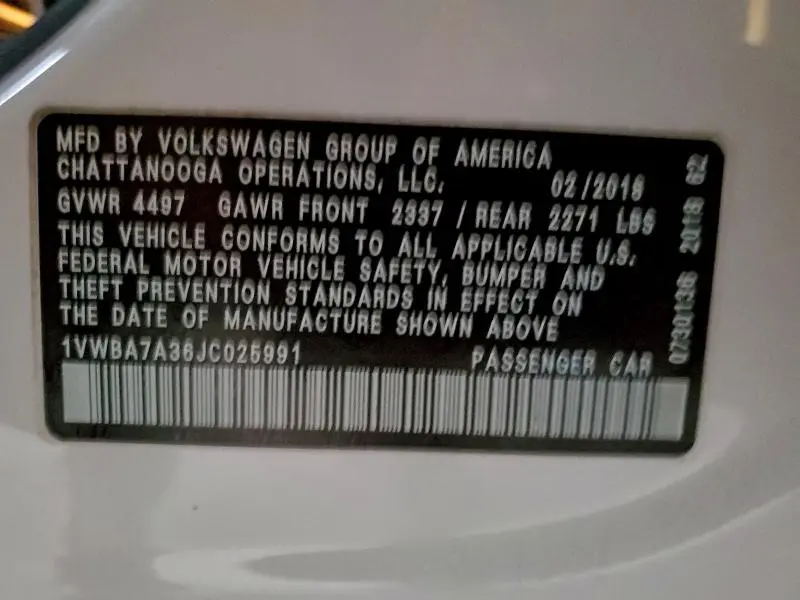 2018 VOLKSWAGEN PASSAT SE  