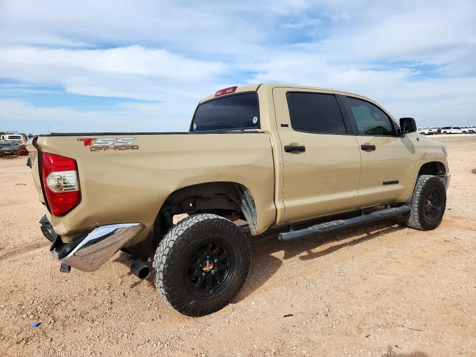 2019 TOYOTA TUNDRA CREWMAX SR5  