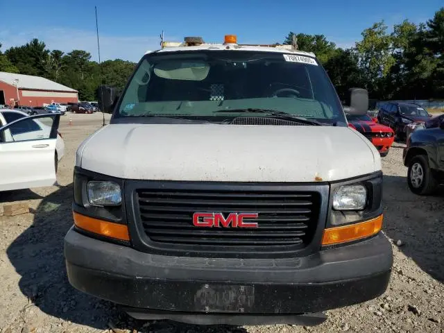 2010 GMC SAVANA G2500  
