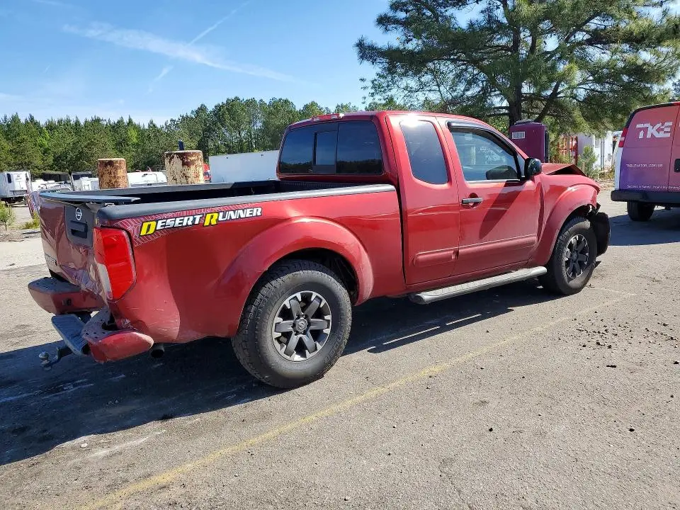 2015 NISSAN FRONTIER DESERT RUNNER  