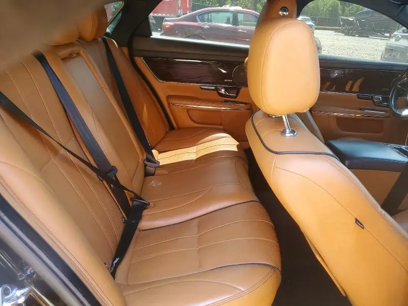 2013 JAGUAR XJ   