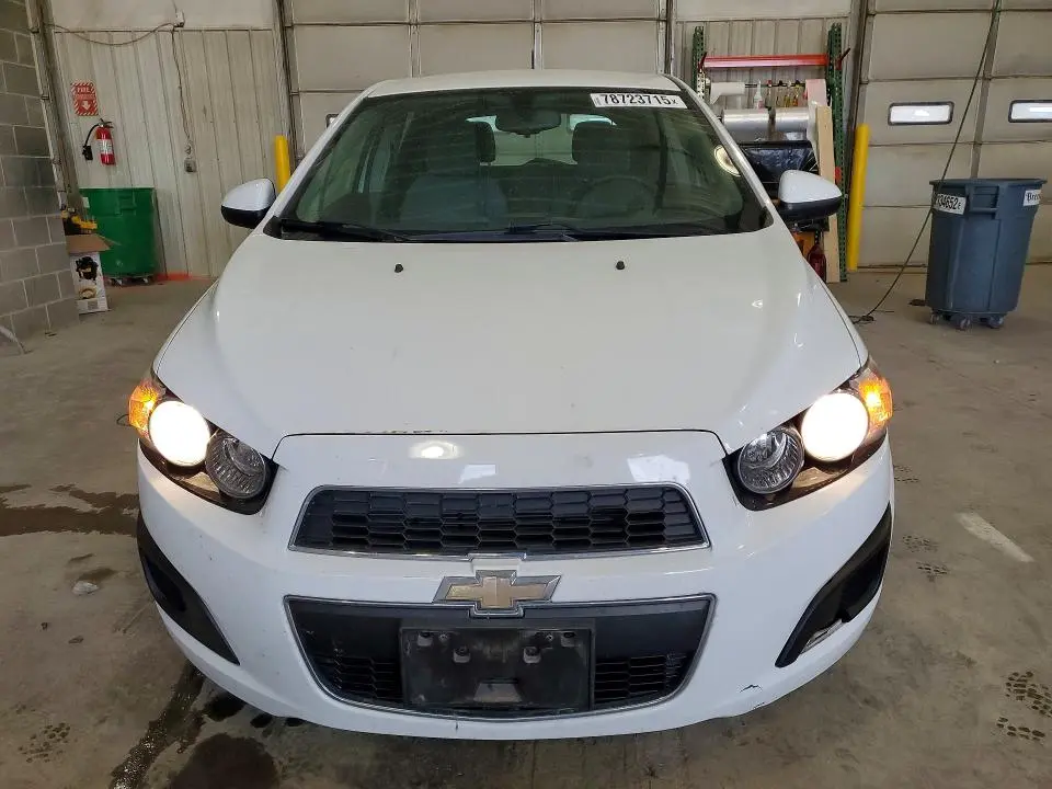 2016 CHEVROLET SONIC LT  