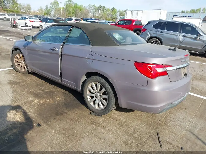 2013 CHRYSLER 200 TOURING