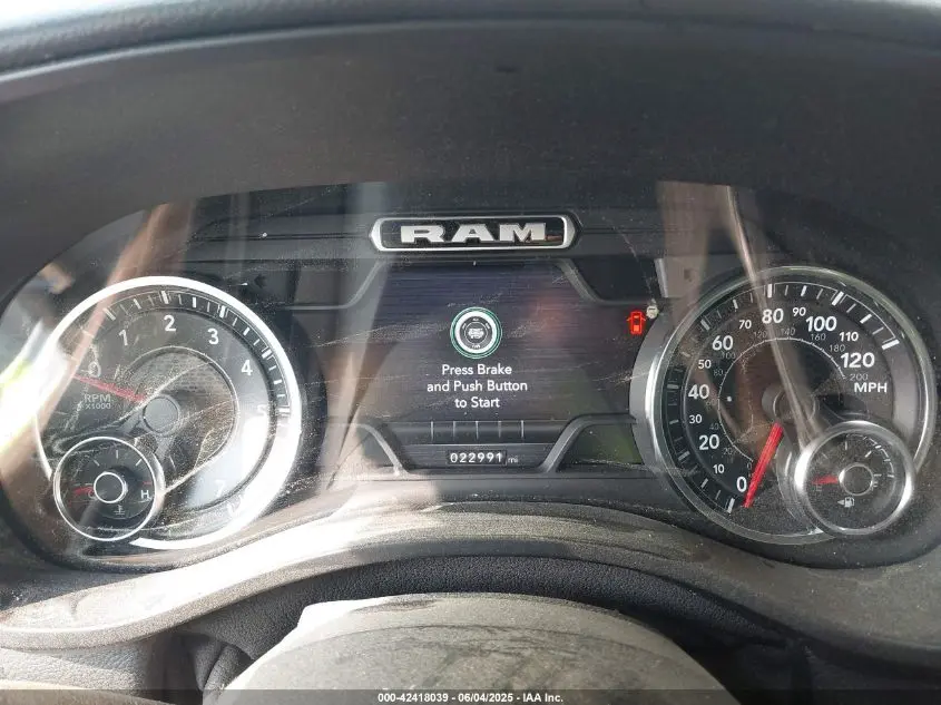 2022 RAM 1500 BIG HORN  4X4 6'4 BOX
