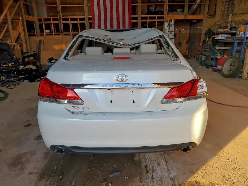 2011 TOYOTA AVALON BASE  