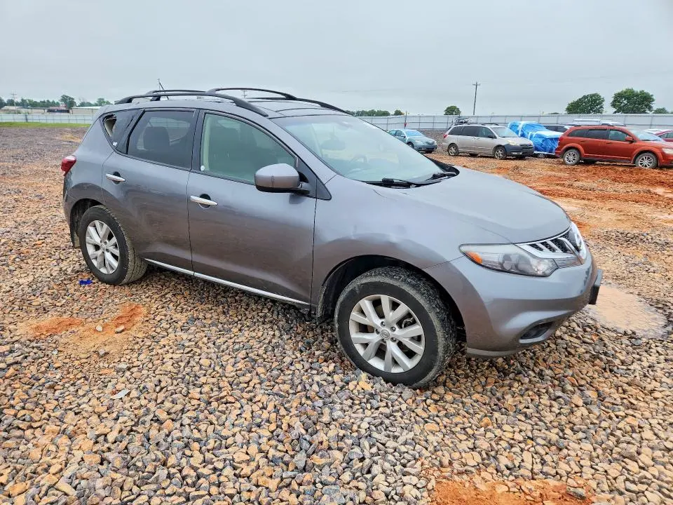 2013 NISSAN MURANO S  