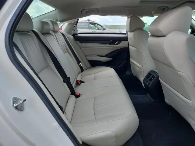 2021 HONDA ACCORD TOURING  