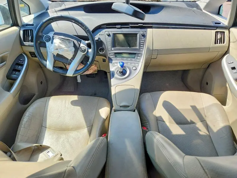 2010 TOYOTA PRIUS IV  