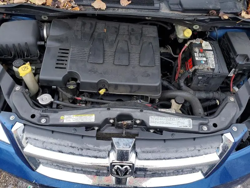 2010 DODGE GRAND CARAVAN SE  