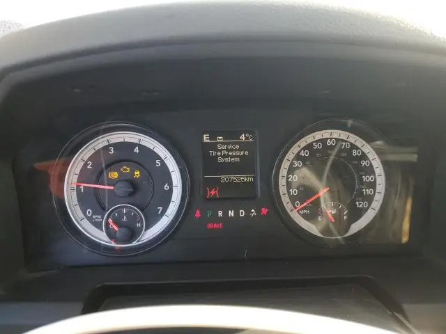 2014 RAM 1500 ST  