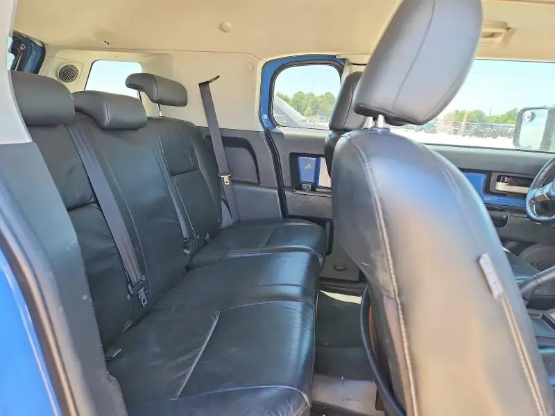 2012 TOYOTA FJ CRUISER BASE  