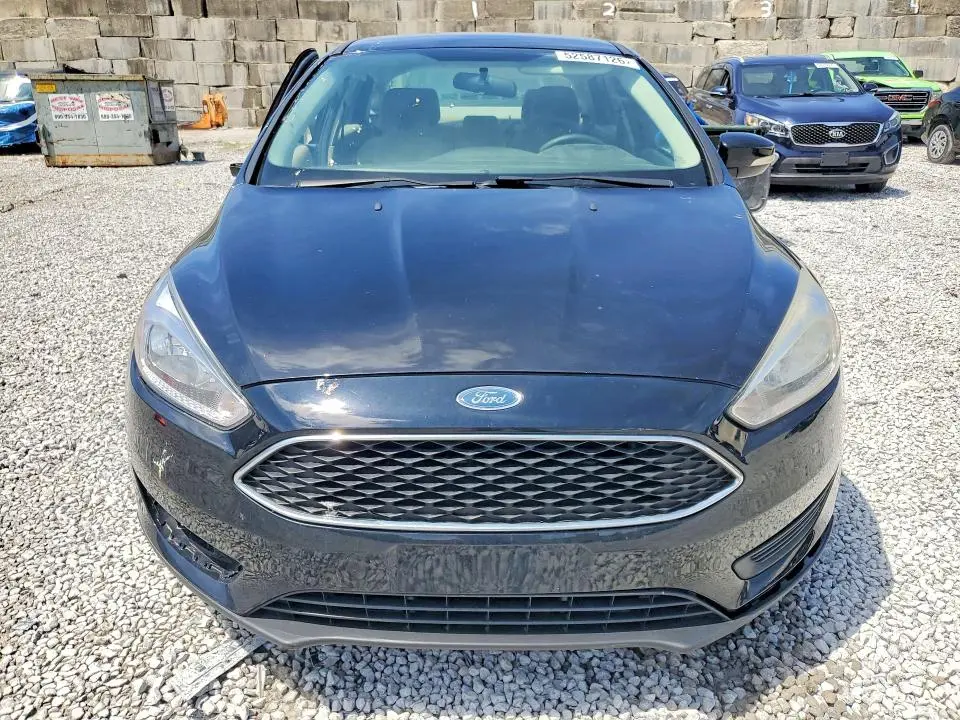 2017 FORD FOCUS SE  