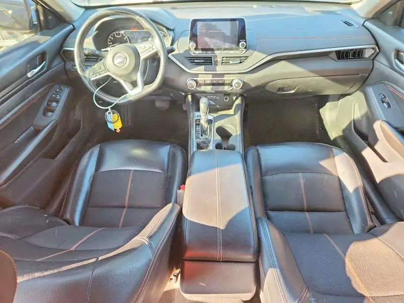 2022 NISSAN ALTIMA SR  