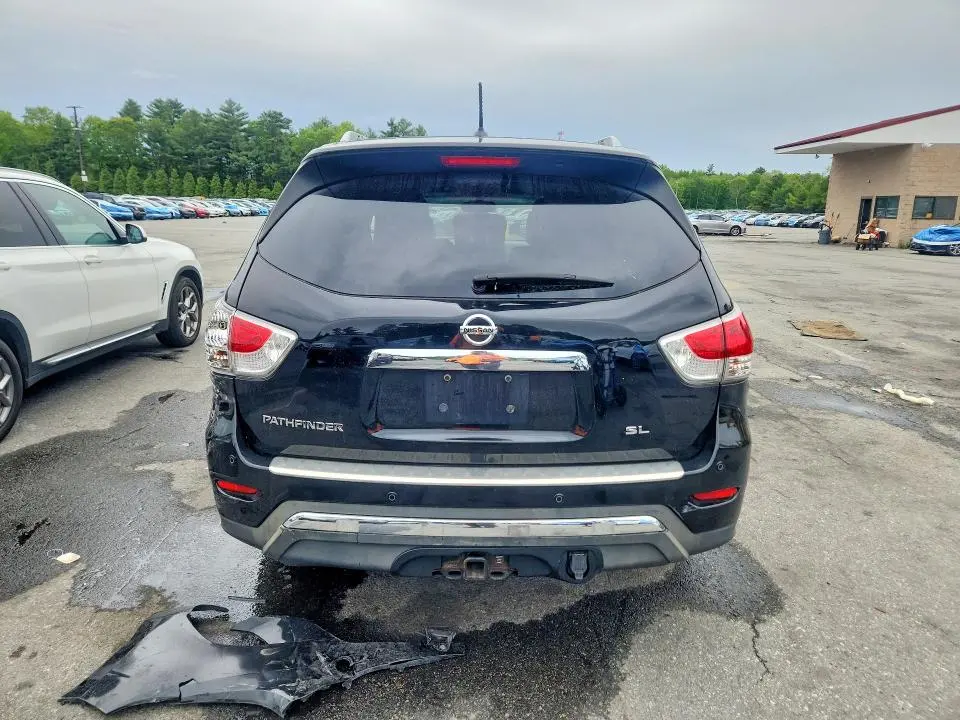 2013 NISSAN PATHFINDER S  