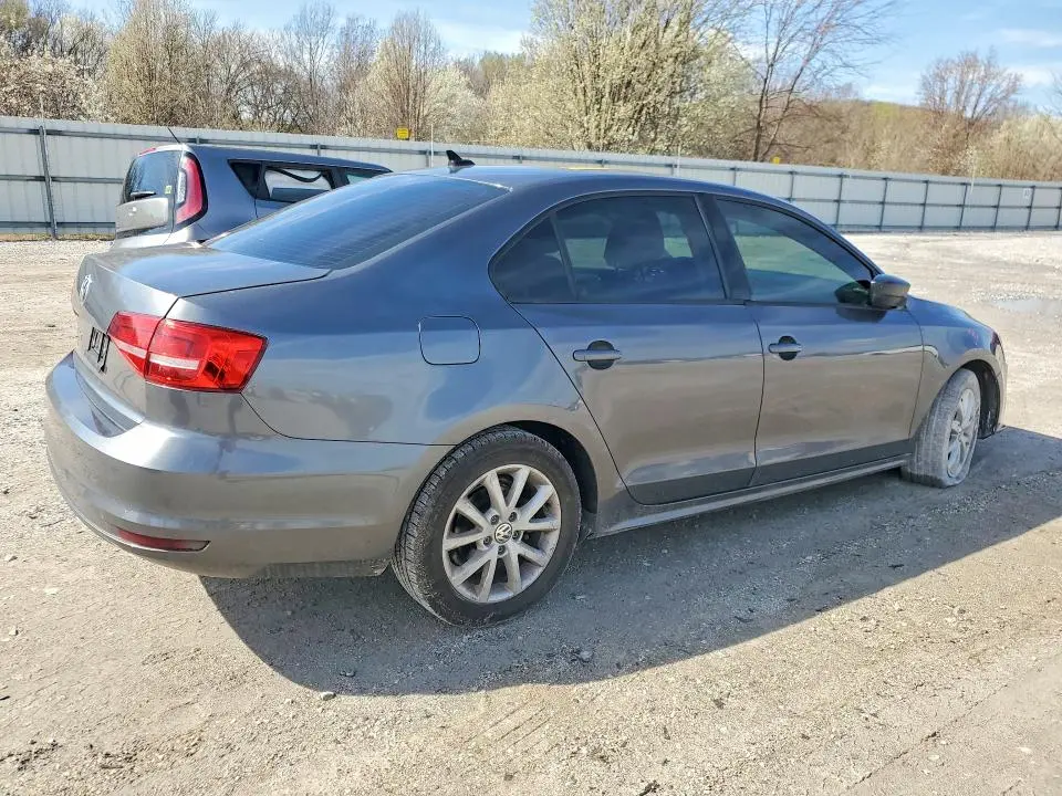 2015 VOLKSWAGEN JETTA SE  