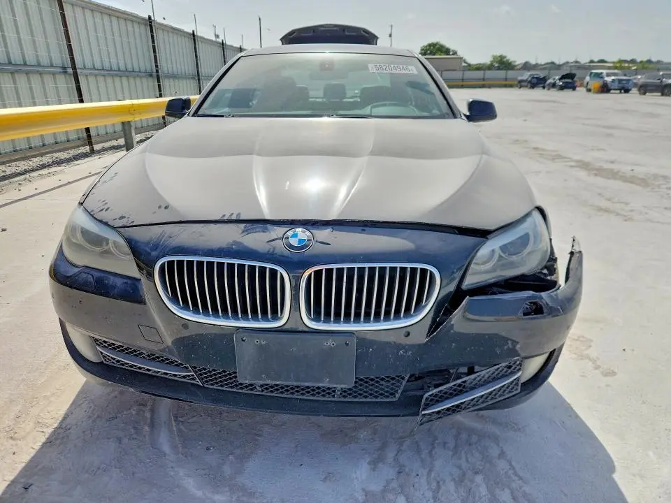 2012 BMW 528 XI  