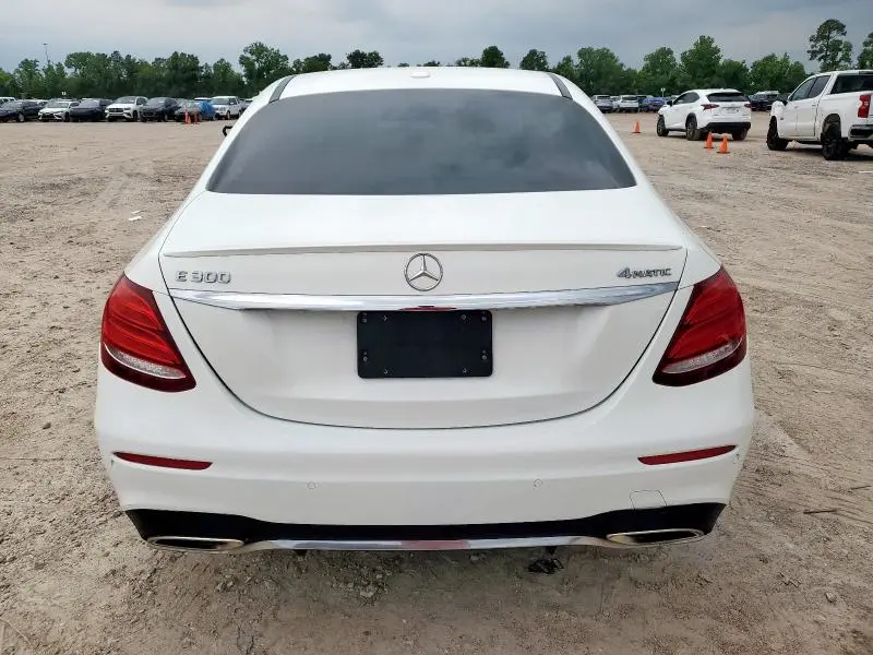 2017 MERCEDES-BENZ E 300 4MATIC  