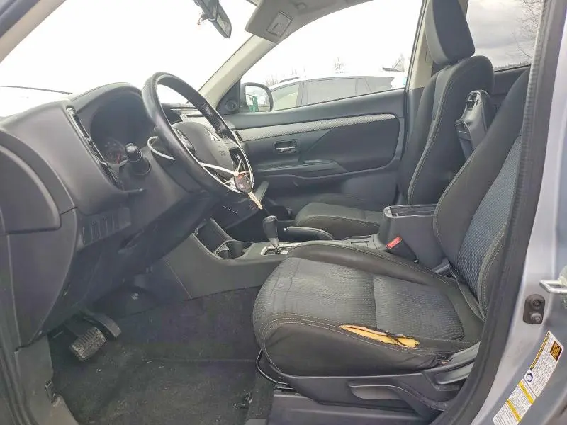 2016 MITSUBISHI OUTLANDER ES  