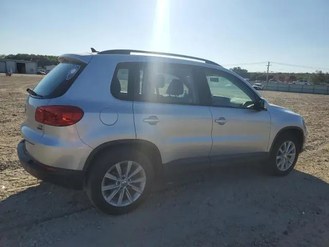 2017 VOLKSWAGEN TIGUAN S  