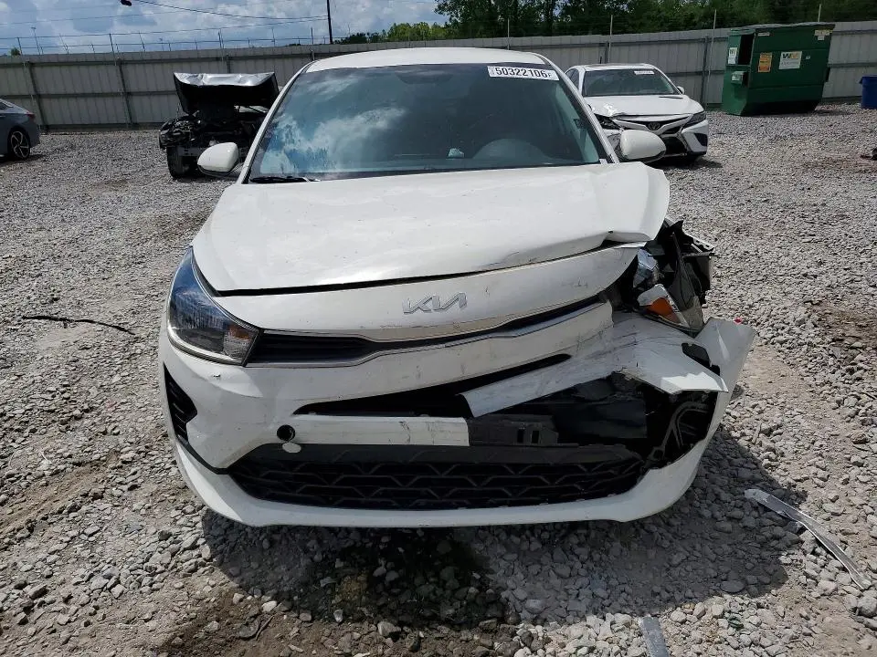 2022 KIA RIO LX  