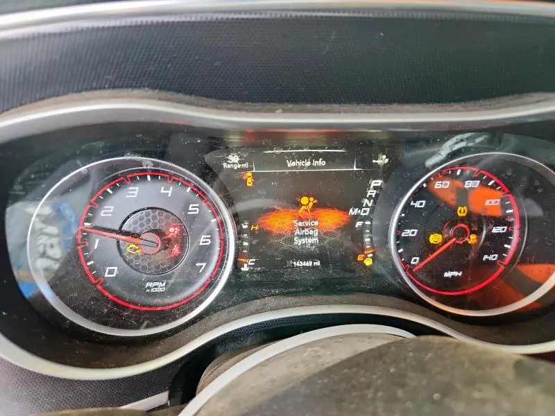 2016 DODGE CHARGER SXT  