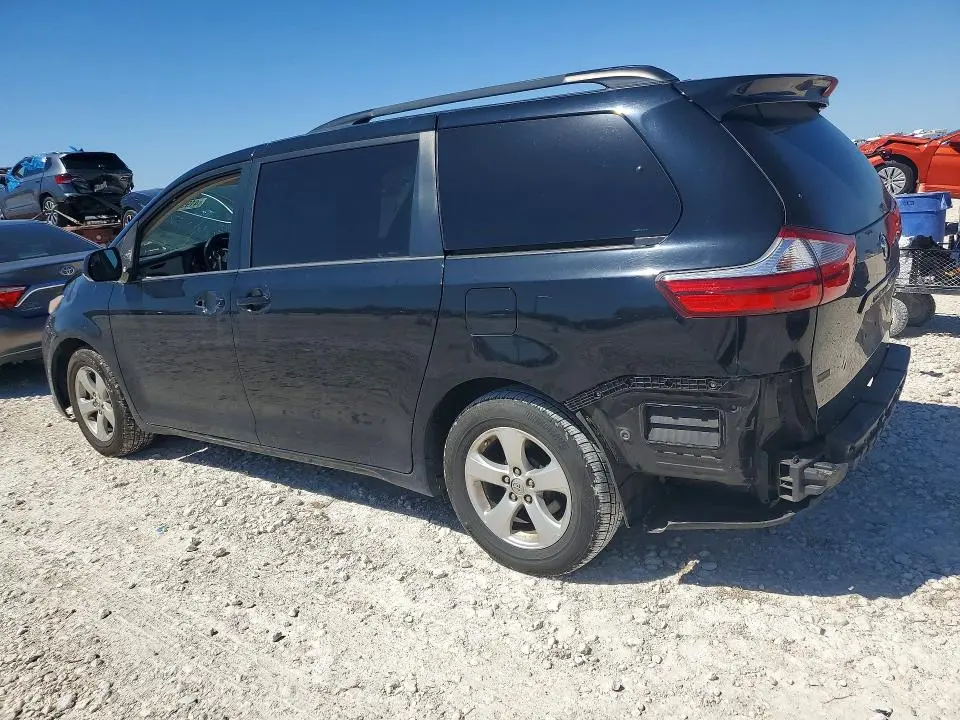 2016 TOYOTA SIENNA LE 8-PASSENGER  