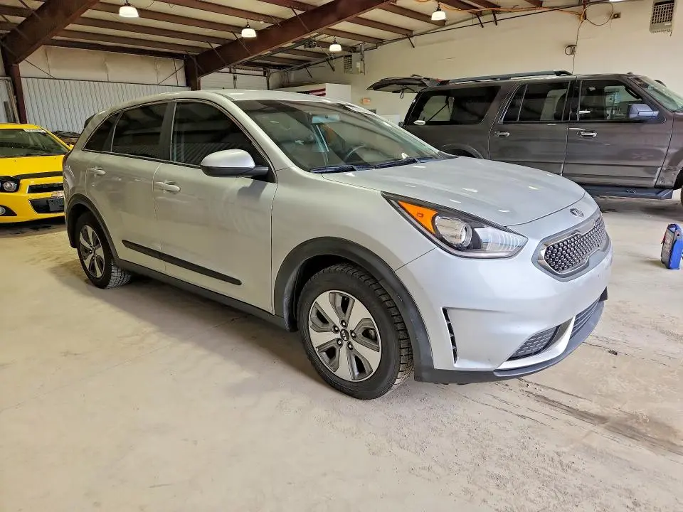 2017 KIA NIRO FE  