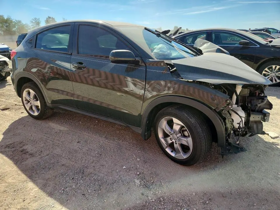 2018 HONDA HR-V LX  