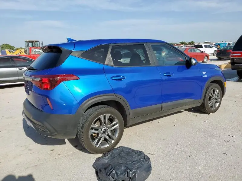 2023 KIA SELTOS LX  