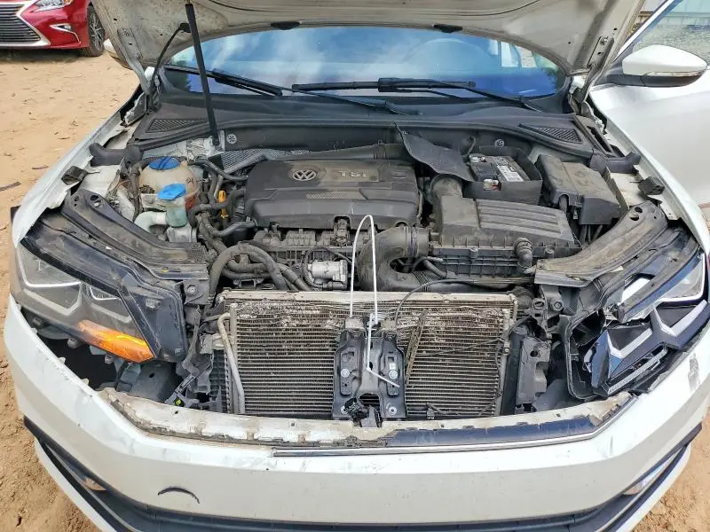 2017 VOLKSWAGEN PASSAT S  