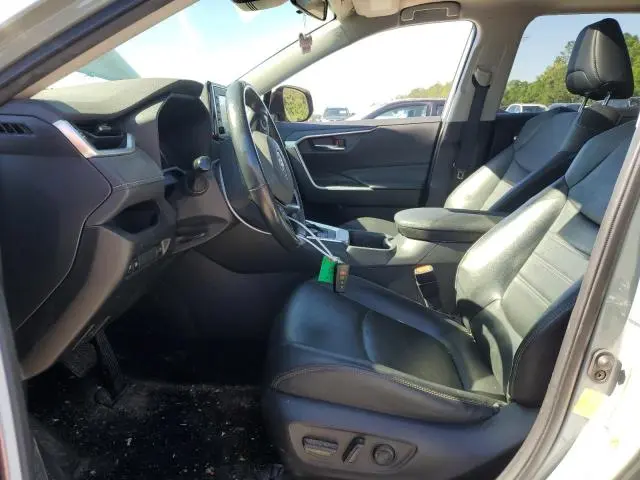 2022 TOYOTA RAV4 XLE PREMIUM  