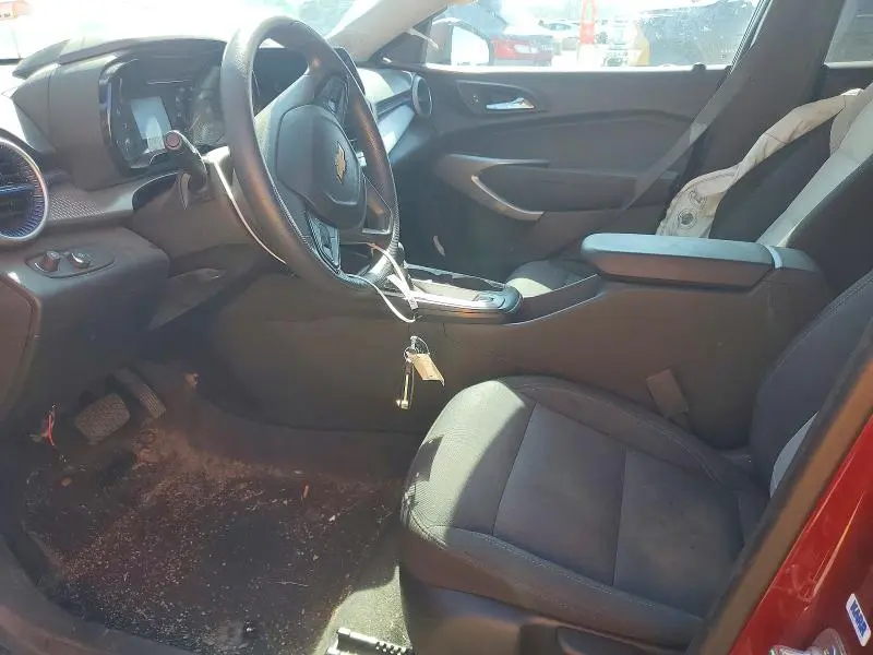 2025 CHEVROLET TRAX LS  