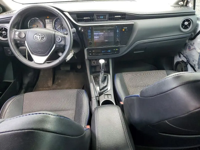 2017 TOYOTA COROLLA SE  