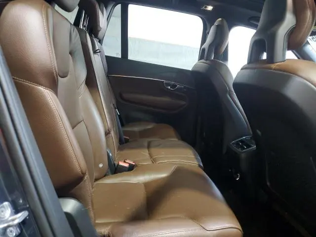 2020 VOLVO XC90 T6 MOMENTUM  