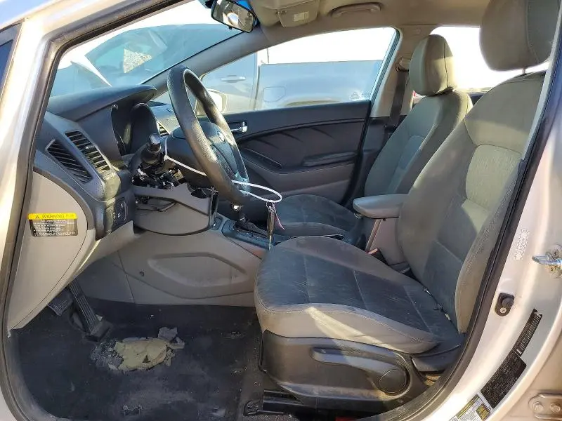 2016 KIA FORTE LX  