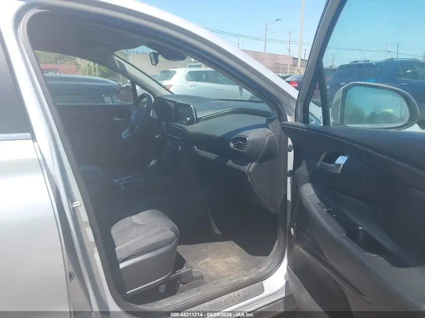 2019 HYUNDAI SANTA FE SE