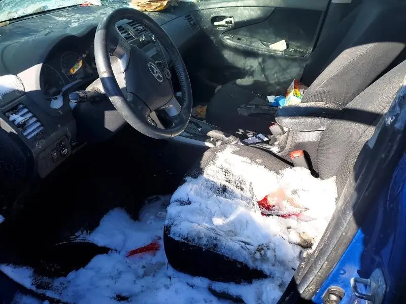 2010 TOYOTA COROLLA BASE  