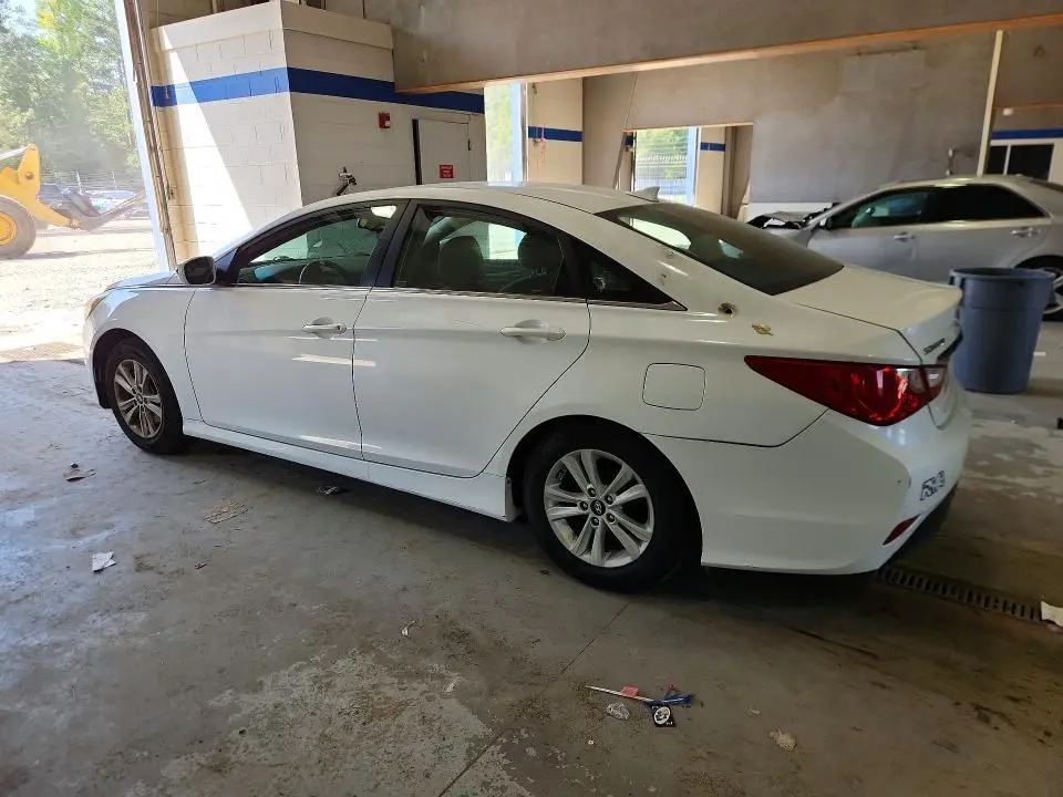 2014 HYUNDAI SONATA GLS  