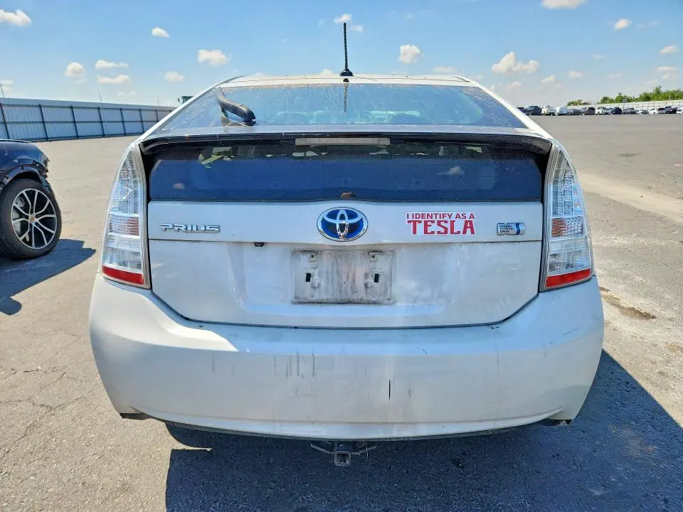 2010 TOYOTA PRIUS IV  