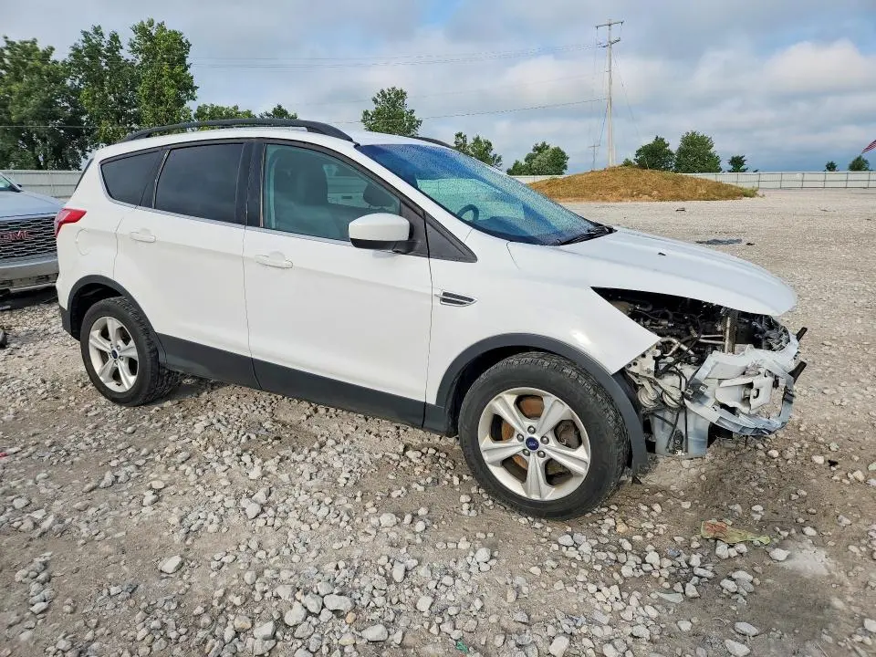 2014 FORD ESCAPE SE  