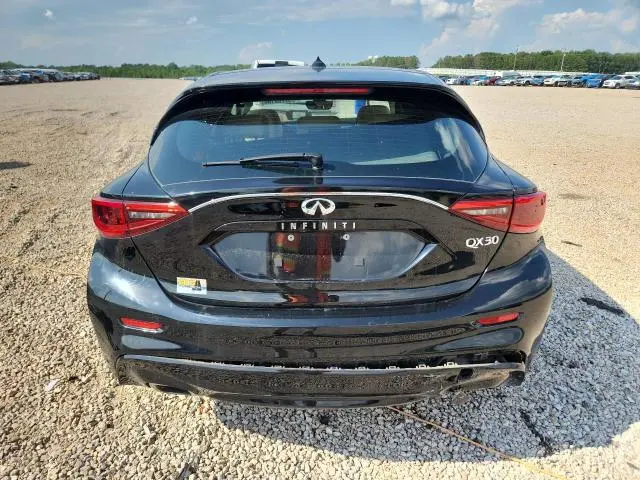 2018 INFINITI QX30 LUXURY  