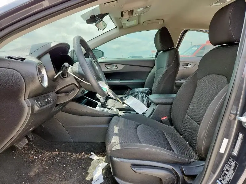 2019 KIA FORTE FE  