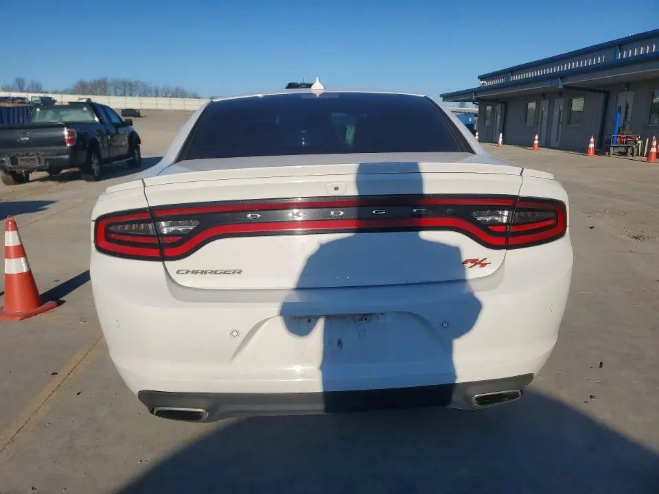 2015 DODGE CHARGER R  