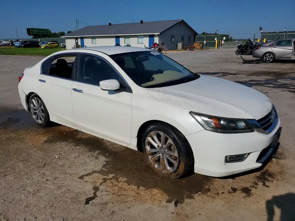 2013 HONDA ACCORD SPORT  