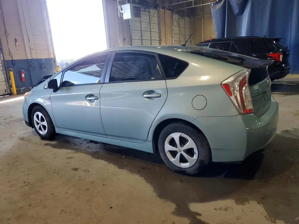 2015 TOYOTA PRIUS TWO  
