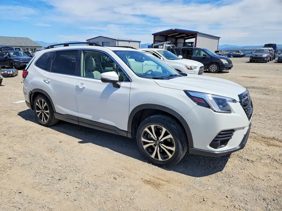2023 SUBARU FORESTER LIMITED  