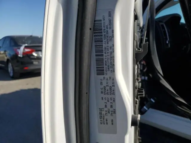 2015 RAM 1500 ST  