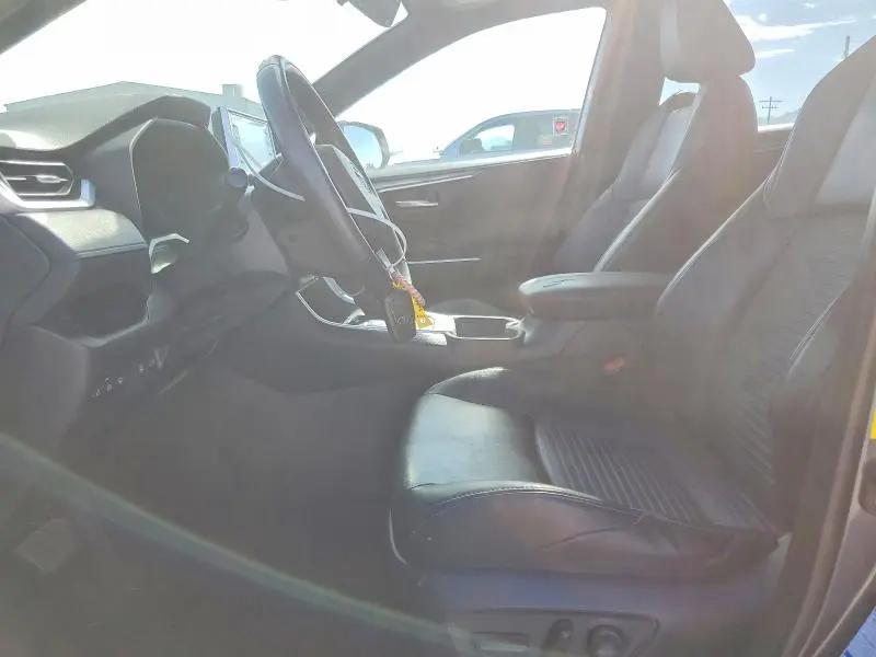 2020 TOYOTA RAV4 XSE  